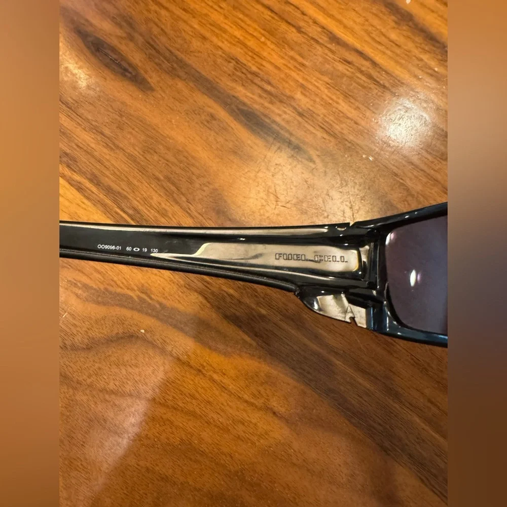 Oakley Furl Cell Grey Polarized Lenses, Matte Black Frame
